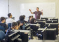 Novo Ensino Médio: Câmara aprova versão final sem espanhol e com 2,4 mil horas de carga básica