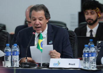 Haddad diz que justa contribuição de super-ricos em impostos é forma de combater a fome