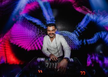 Com balada itinerante que começa no pôr do sol, DJs fazem festa eletrônica, na Capital