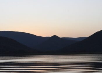 Segundo meteorologia, frente fria chega de vez nesta terça-feira