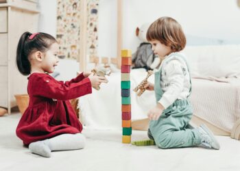 Como integrar atividades físicas na rotina das crianças durante as férias