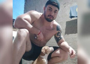 Motociclista morre ao perder controle em rotatória da BR-158