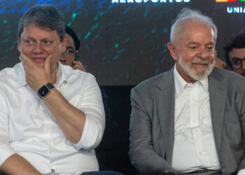Governo Lula é reprovado por 36% dos paulistanos, enquanto 27% rejeitam Tarcísio, diz Datafolha