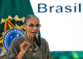 Marina Silva diz que Venezuela não é uma democracia e reforça cobrança de atas eleitorais