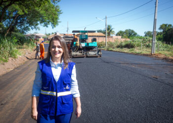 Adriane diz que vai construir 400 quilômetros de asfalto novo beneficiando mais de 20 bairros das sete regiões