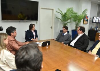 No coração da Rota Bioceânica, Capital pode receber centro de treinamento de pilotos e novos vôos internacionais