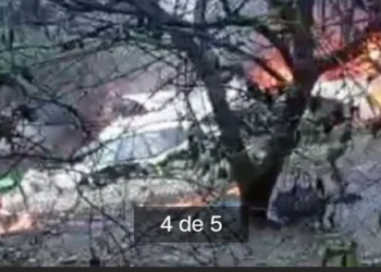 Avião cai com 68 pessoas em SP