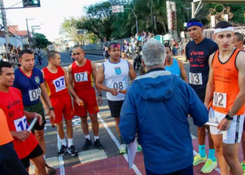 Corrida do Facho e Desfile Cívico reúnem 20 mil pessoas nas comemorações pelos 125 anos de Campo Grande
