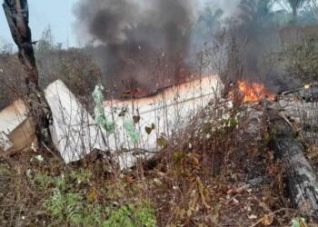 Avião King Air cai em MT e mata cinco pessoas entre elas empresário, netos, funcionário e piloto