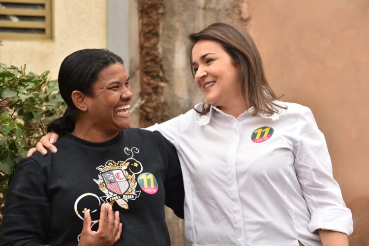 Prefeita Adriane reforça compromisso com projetos de esporte e lazer e garante revitalização e construção de novas praças