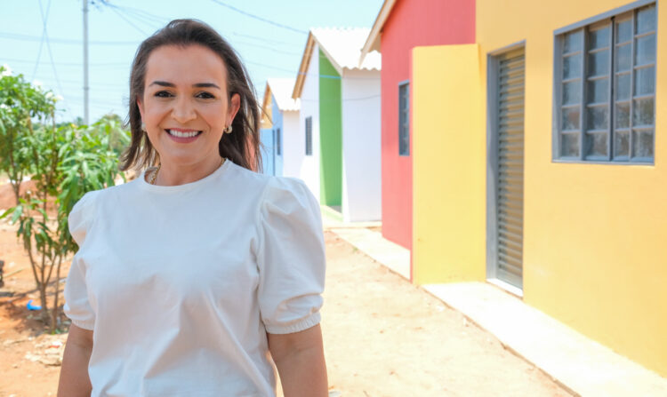 Investimentos em moradias populares e ampliação do Aluguel Social são propostas de Adriane para a habitação