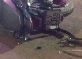 Mulher morre ao colidir moto de frente com carro na Nasri Siufi na noite desta quinta-feira