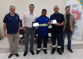 Águas homenageia colaboradores que em ato de bravura evitaram incêndio em residência