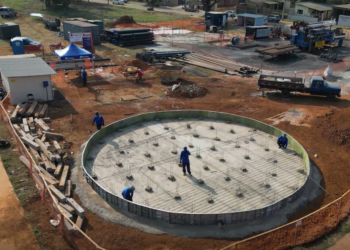 Implantação de super poços pela Águas Guariroba garante segurança hídrica, em Campo Grande
