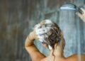 Qual a frequência adequada para lavar o cabelo?