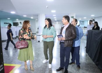 Rose quer valorização dos profissionais de educação e saúde para toda a população