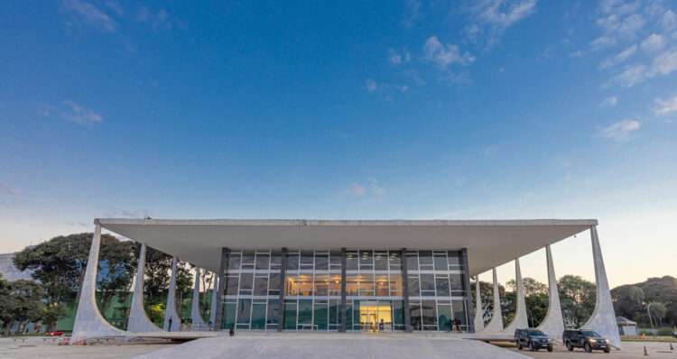 Decisão do STF sobre Lei do Motorista impede retroatividade e evita passivo a empresas