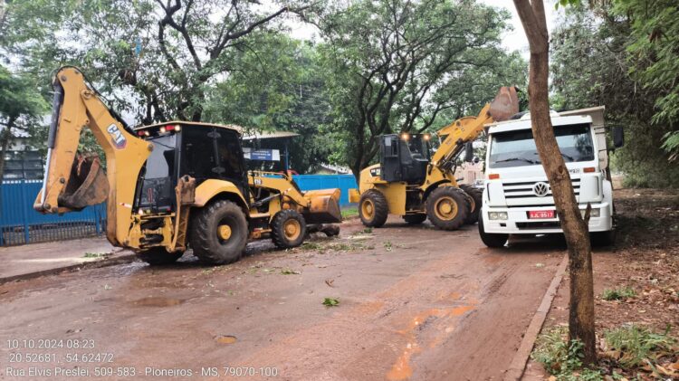 Preparação das equipes da Prefeitura de Campo Grande garantem atendimento rápido aos danos causados pela chuva