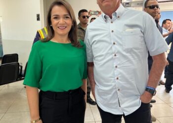 Bolsonaro diz que página está virada e anuncia apoio a Adriane no segundo turno