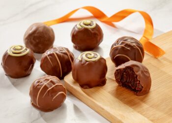 Dia do Professor: brigadeiro bombom é tendência na confeitaria e uma opção de presente