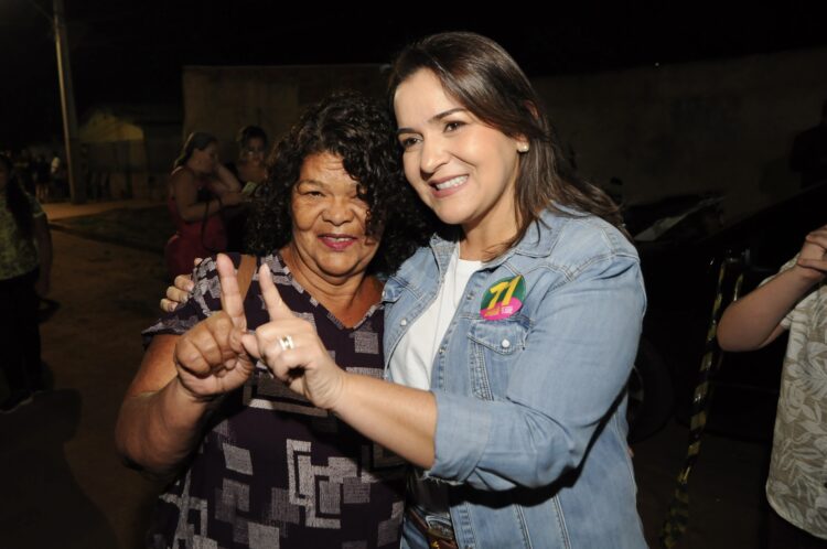Com meta de entregar 400 km de asfalto, Adriane dará atenção especial a bairros esquecidos por décadas