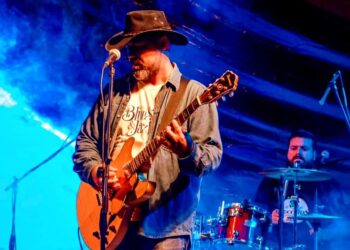 Luis Avila e amigos apresentam show ‘Mato Grosso do Blues’ sábado na Cervejaria Canalhas