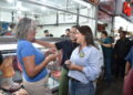 Em visita ao Mercadão, Adriane destaca projetos para fomentar a economia e o turismo