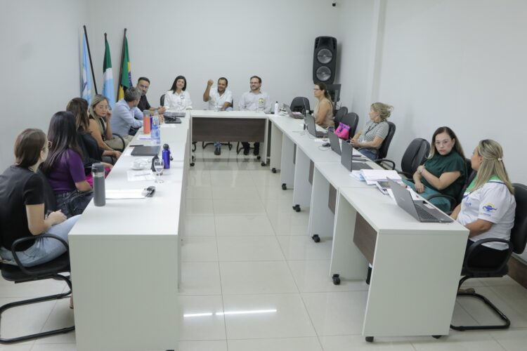 Rose afirma que vai honrar piso dos profissionais da enfermagem em Campo Grande