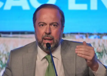 Governo diz que horário de verão este ano está descartado, mas que pode ser retomado em 2025