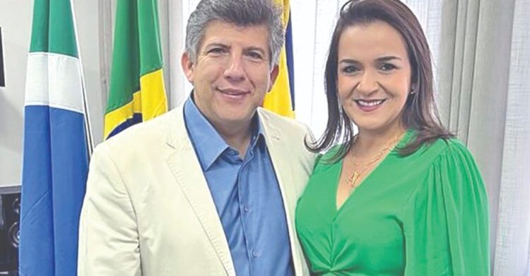 Juiz determina que apoiadores de Rose excluam vídeo apócrifo de acusações contra marido de Adriane
