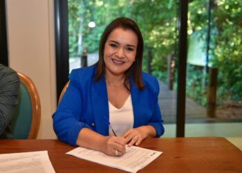 Em parceria com a Caixa, Prefeitura e Governo firmam contrato para construir 160 novas casas na Capital