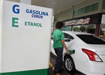 Pesquisa mostra diferença de preço de 32,25% no etanol e de 22,98% na gasolina em MS