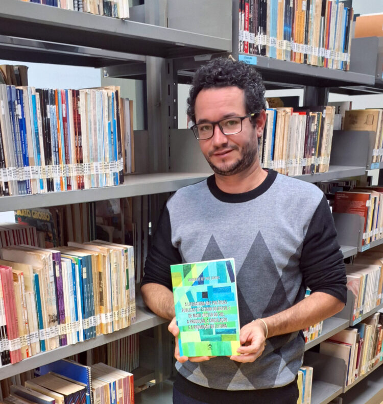 Livro reúne estratégias para produção, circulação e promoção da literatura