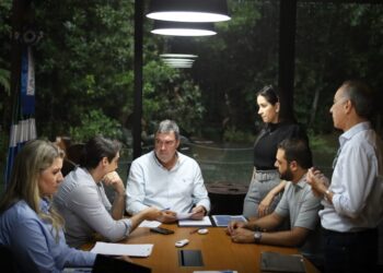 Governador se reúne com secretários para avaliar projetos e já inicia planejamento para 2025
