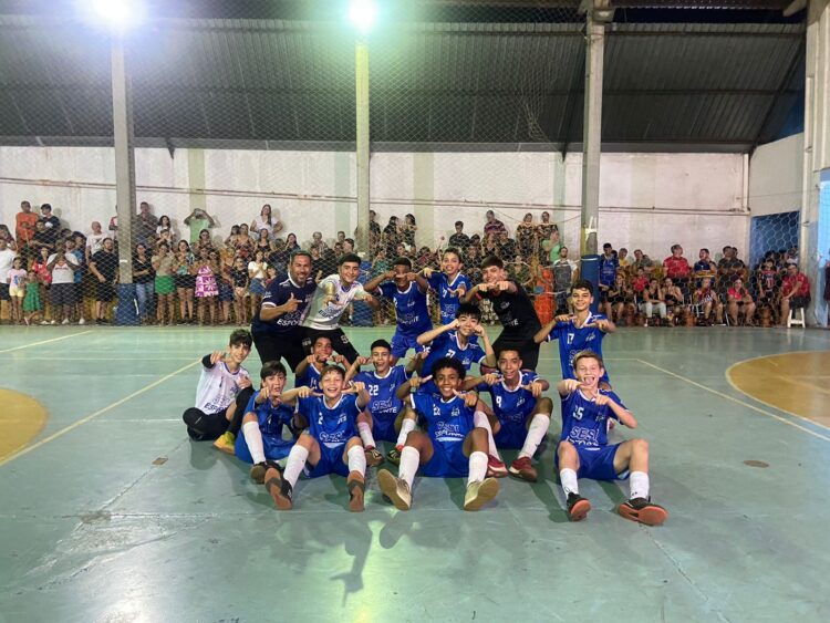 Alunos da Escola Sesi conquistam vitórias no futsal, judô e tênis de mesa