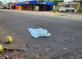 Motociclista atropela casal que saía de conveniência no Coophavilla, perde o controle e morre