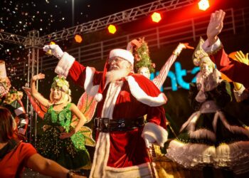 Com ursos confeiteiros e mais de 32 mil luzes, shopping traz o Natal para a Capital na sexta