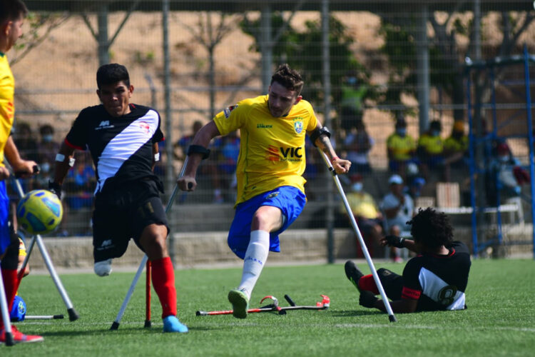 Atleta do Sesi é convocado para treinamento com a seleção brasileira de futebol para amputados