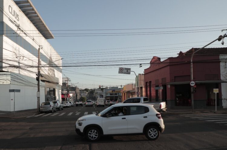 Projeto do corredor de ônibus da Avenida Calógeras avança com participação ativa dos comerciantes