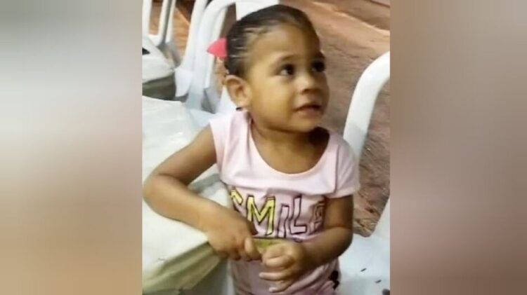 Menina de 2 anos morre, após se engasgar com fruta conhecida como água-pomba
