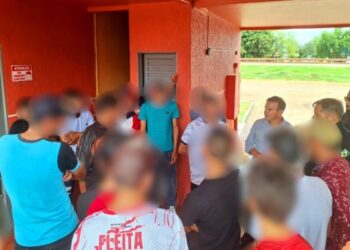 Em MS, 31 trabalhadores paraguaios traficados, entre eles 4 adolescentes, são resgatados