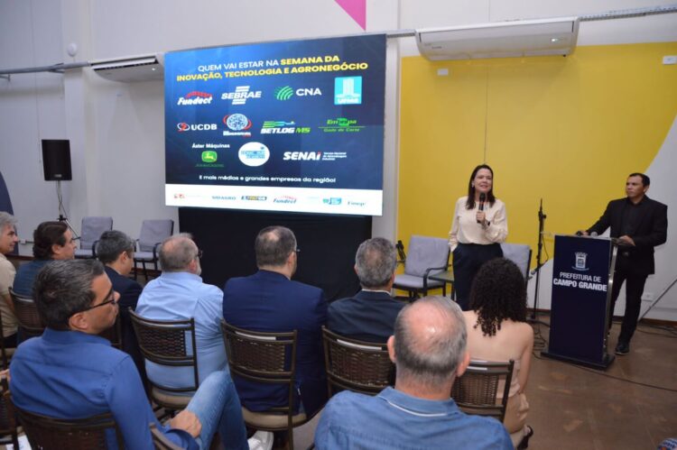 A evolução do agronegócio e o uso de novas tecnologias são temas da primeira noite de evento na área
