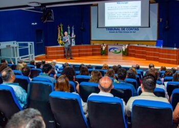 Servidores do TCE-MS participam do curso “Linguagem Simples: Redação de Textos Técnicos de Controle”