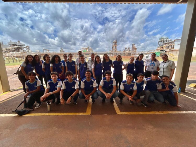 Com visita a usina, alunos da Escola Sesi de Naviraí descobrem o universo da bioenergia