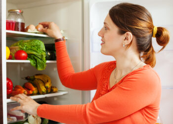 Calor intenso exige cuidados redobrados na conservação de alimentos, alerta especialista