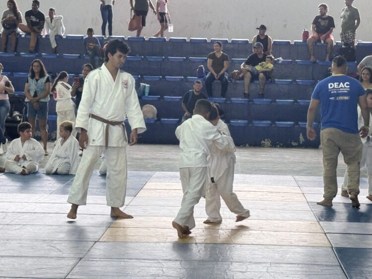 Festival Infantil de Judô reúne 400 alunos da Reme, em Campo Grande