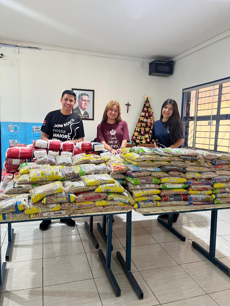 Sino da Caridade’ arrecada alimentos para famílias em situação de vulnerabilidade