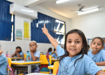 Prefeitura alcança Selo Ouro com gestão eficiente e revoluciona a Educação em tempo recorde