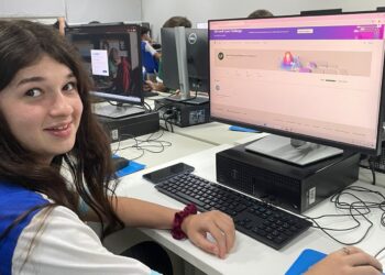 Alunos da Escola Sesi de Maracaju conhecem potencial da Inteligência Artificial em oficina da Microsoft