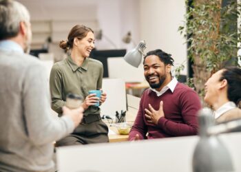 Dicas para organizar o trabalho e aproveitar o final de ano